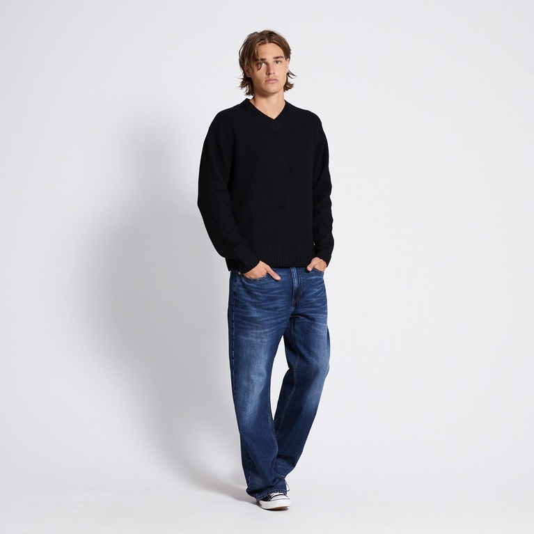 V-neck knit sweater "Manne" Black
